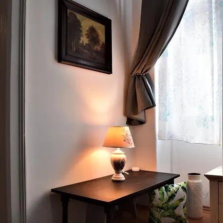 House Eroilor Apartment